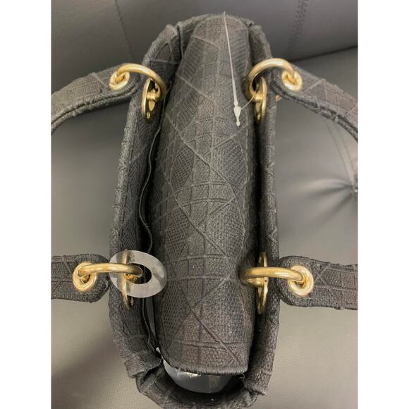 326 Christian Dior Black D-Lite Medium Dior With Champagne Gold Hardware - Picture 12 of 12